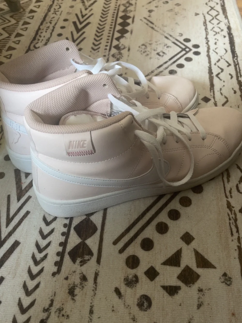Nike Women's Mid-Top Sneakers in Pale Pink and White